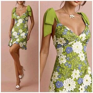 New Chic Embroidered Floral Lace Overlay Tie Strap Short Cami Dress Green White